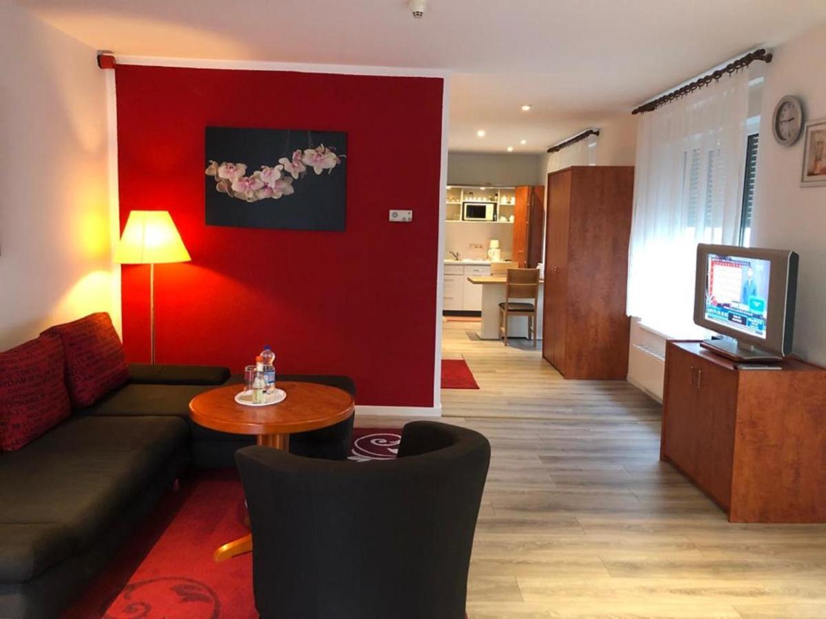 Apartmenthaus Цойтен Екстер'єр фото
