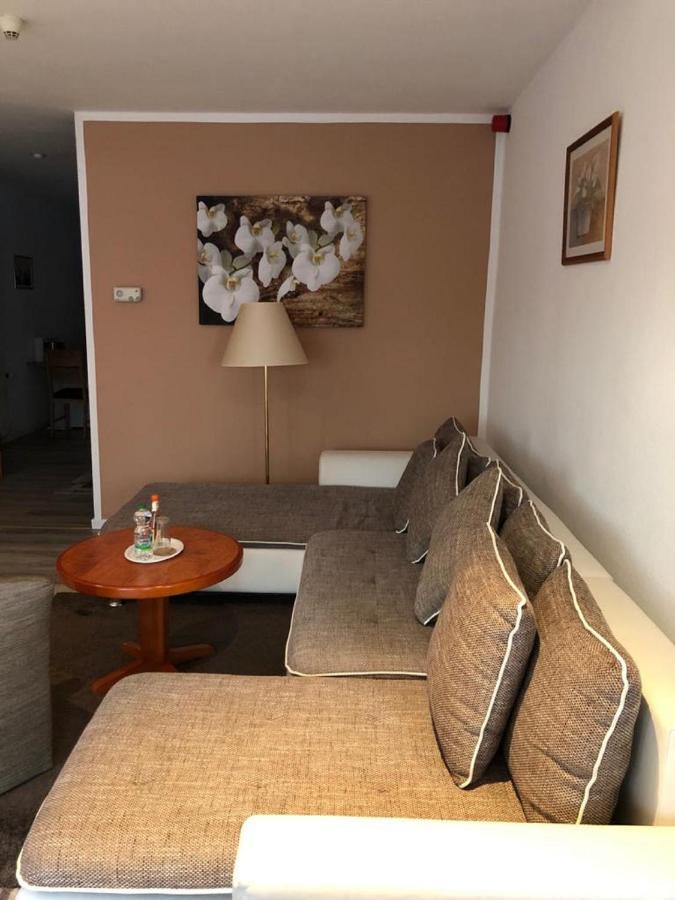 Apartmenthaus Цойтен Екстер'єр фото