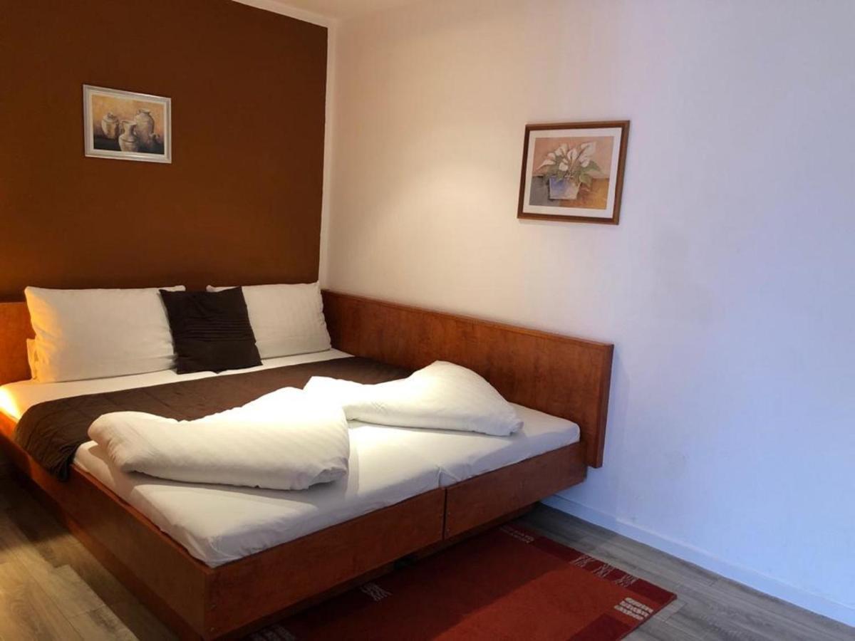 Apartmenthaus Цойтен Екстер'єр фото